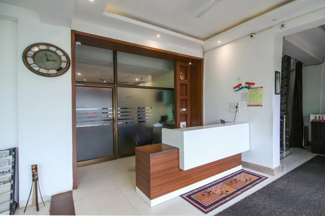 โอโย 3603 ไวท์เพิร์ล โฮเต็ล Hotel จาบัลปูร์ ภายนอก รูปภาพ