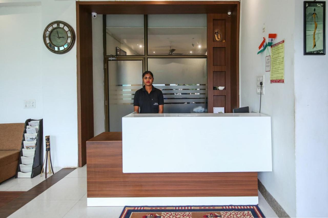 โอโย 3603 ไวท์เพิร์ล โฮเต็ล Hotel จาบัลปูร์ ภายนอก รูปภาพ